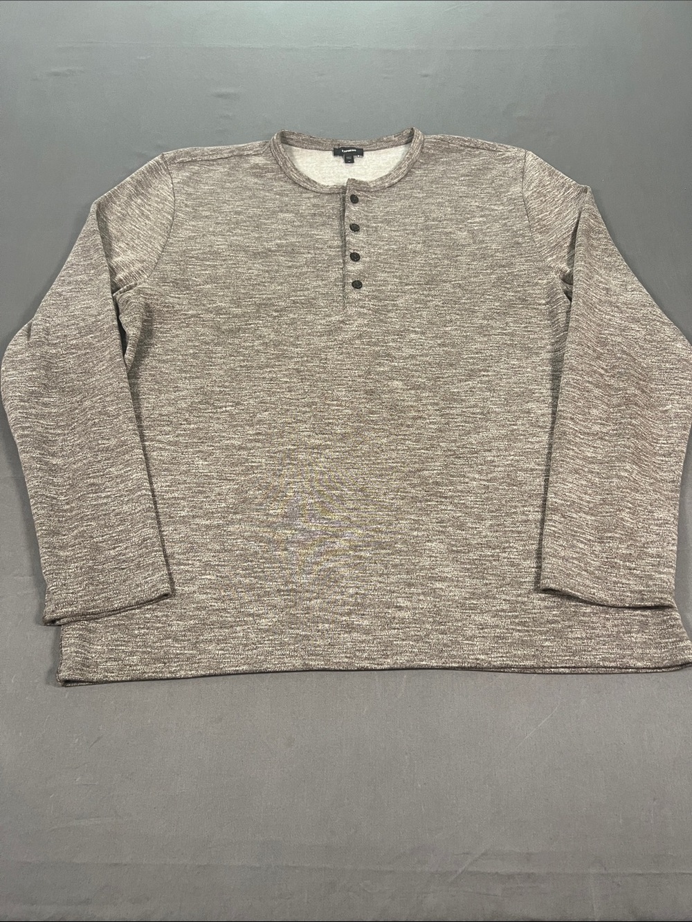 Express Men's Long-Sleeve Henley in Heather Taupe